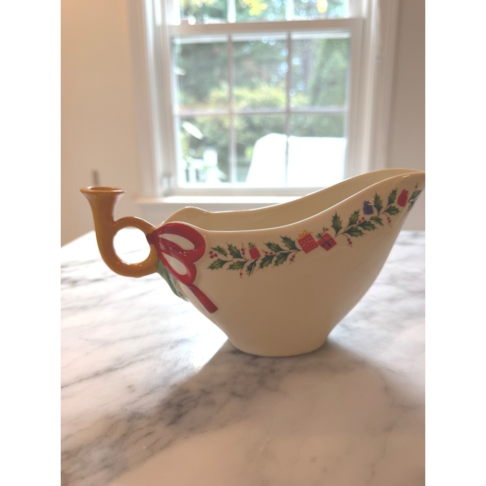 Lenox Holiday Gravy Boat Christmas Holly Berry Horn Handle